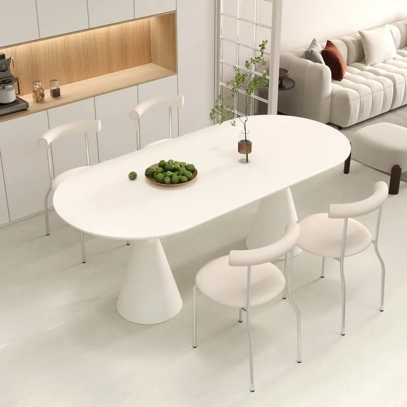Simplistic Dining Table | Ormau - image 4