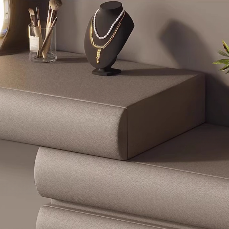 Multi-Purpose Vanity Set | Ormau - image 6