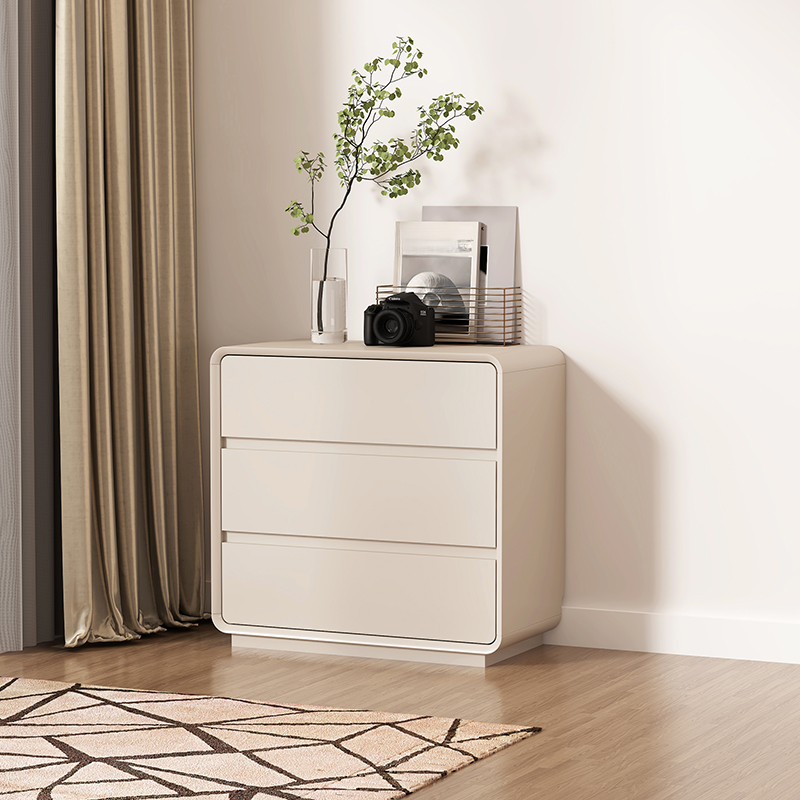 Off-White Dresser | Ormau - image 23