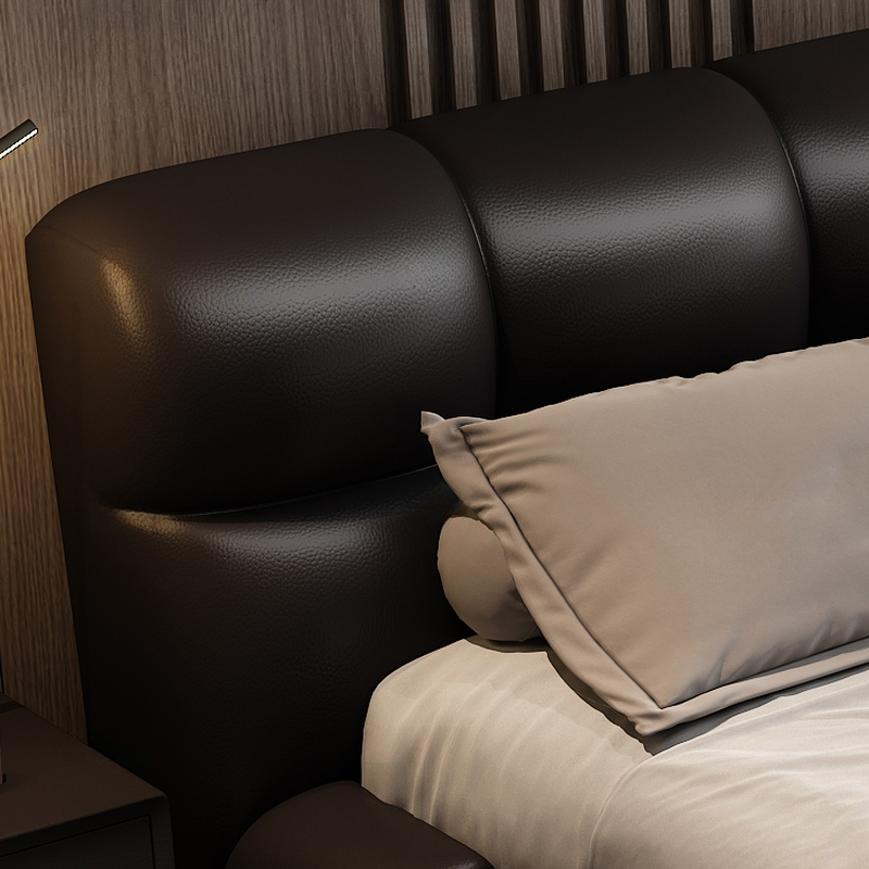 Padded Leather Bed | Ormau - image 3