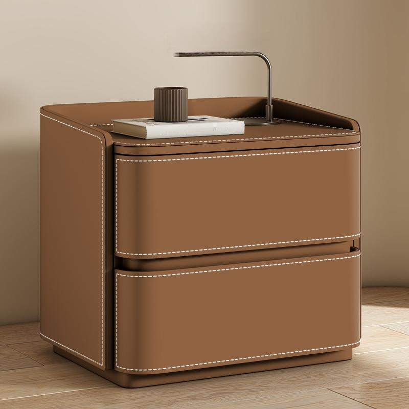Modish Nightstand | Ormau - image 6