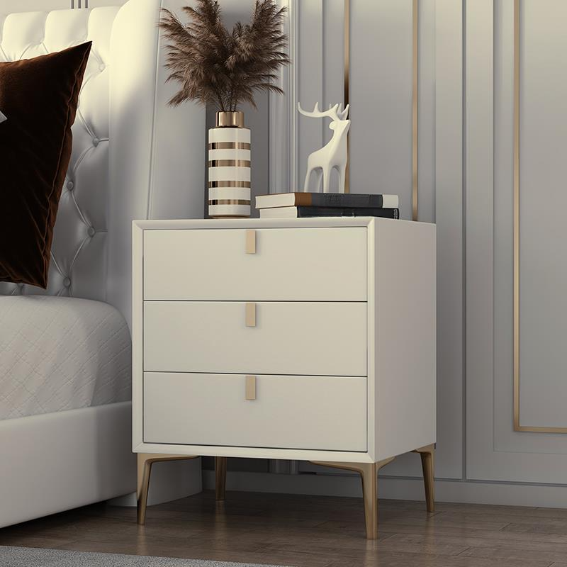 Lumber Nightstand | Ormau - image 22