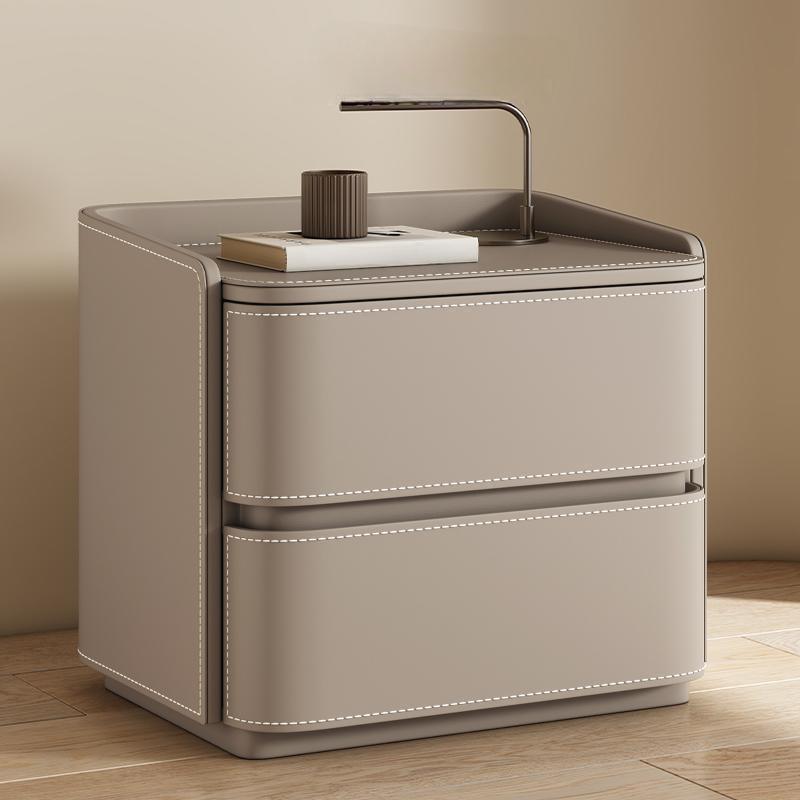 Modish Nightstand | Ormau - image 7