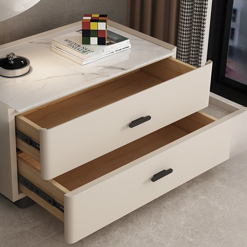 Elegant Nightstand | Ormau - image 14